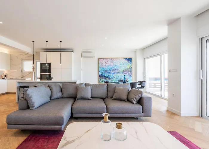 Stunning Athens Riviera 3 Bd Apt