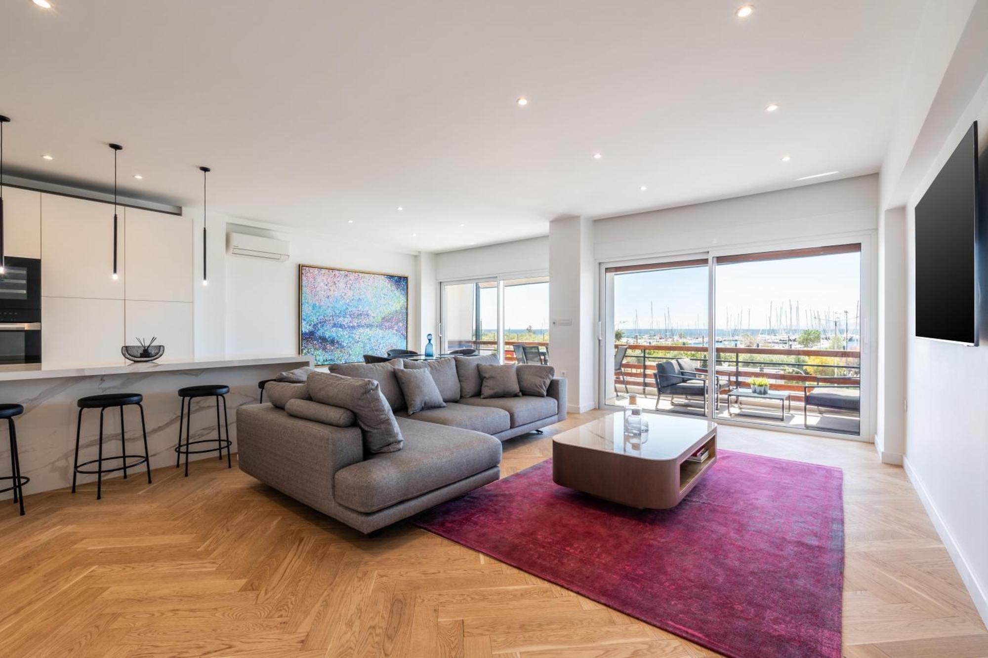 Stunning Riviera 3 Bd Daire
